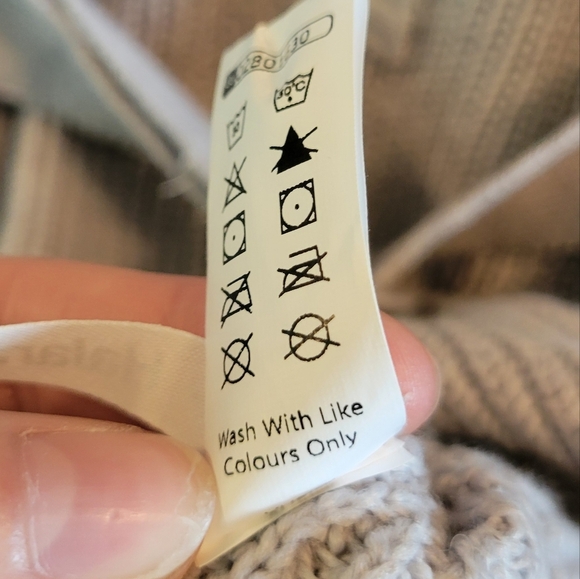 Halara V-neck Button Front Long Sleeve Belted Mini Sweater Dress - Picture 8 of 8